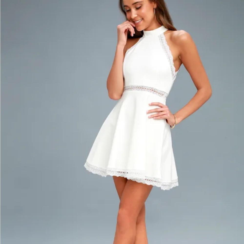 Lulu's White Lace Halter Mini Dress Small